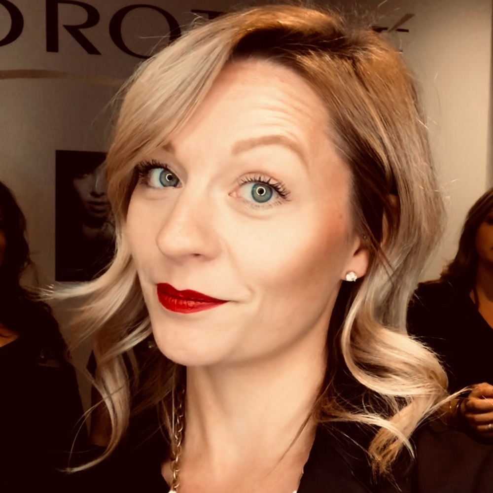 Meet your Posher, Loren